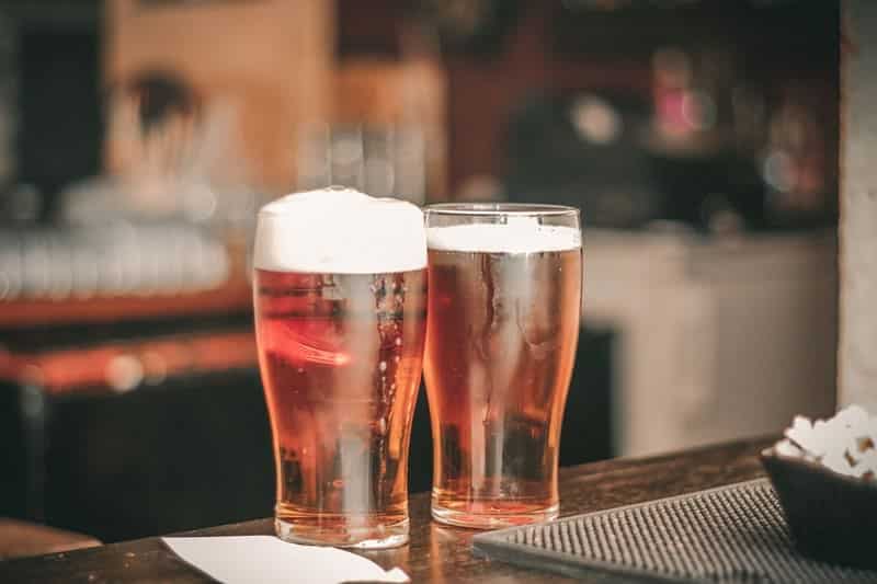 Cervejarias e bares