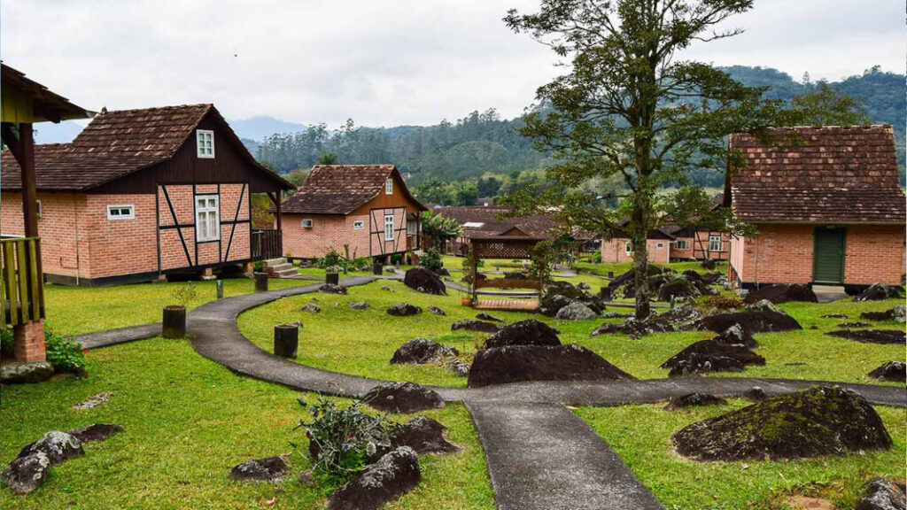 Casas Enxaimel em Pomerode/SC – Foto: Viagens e Caminhos